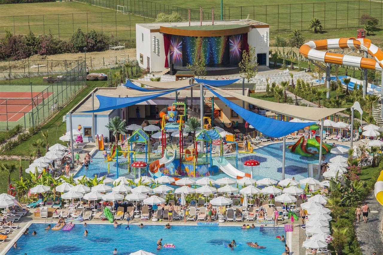 Dream World Aqua Hotel Side Luaran gambar