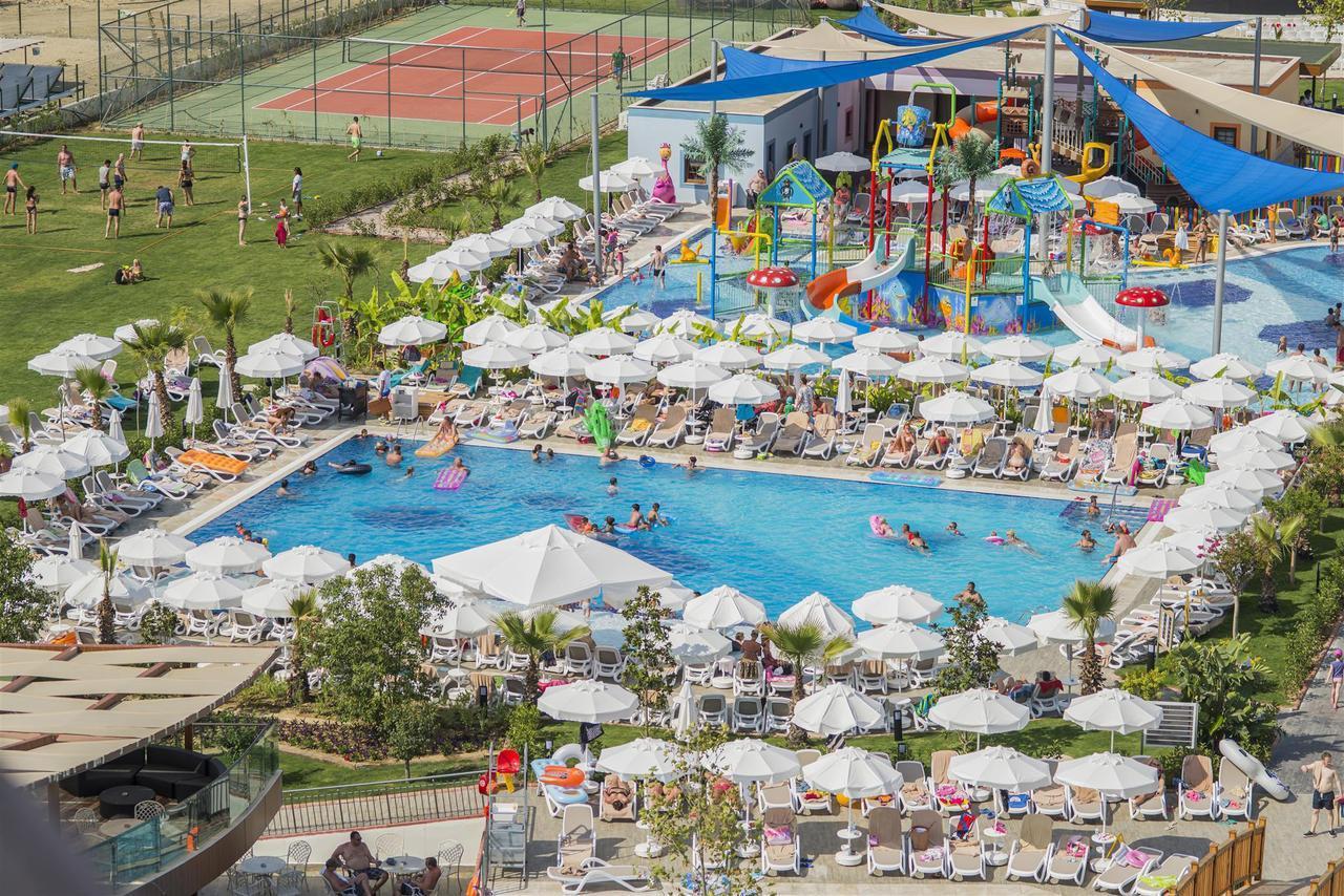 Dream World Aqua Hotel Side Luaran gambar