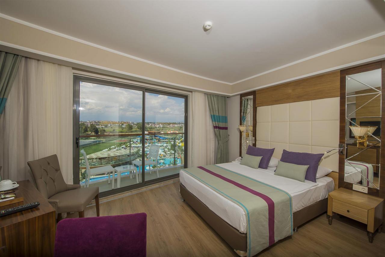 Dream World Aqua Hotel Side Luaran gambar
