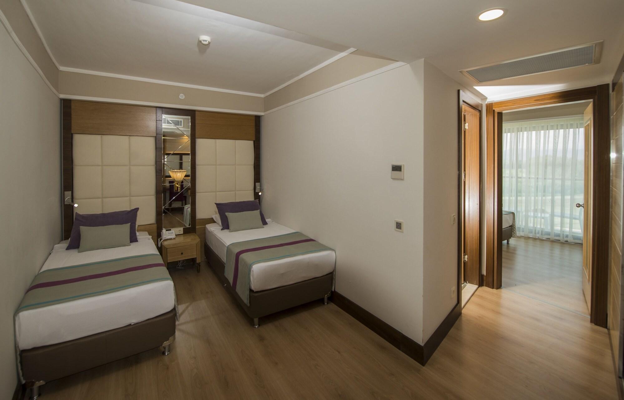 Dream World Aqua Hotel Side Luaran gambar