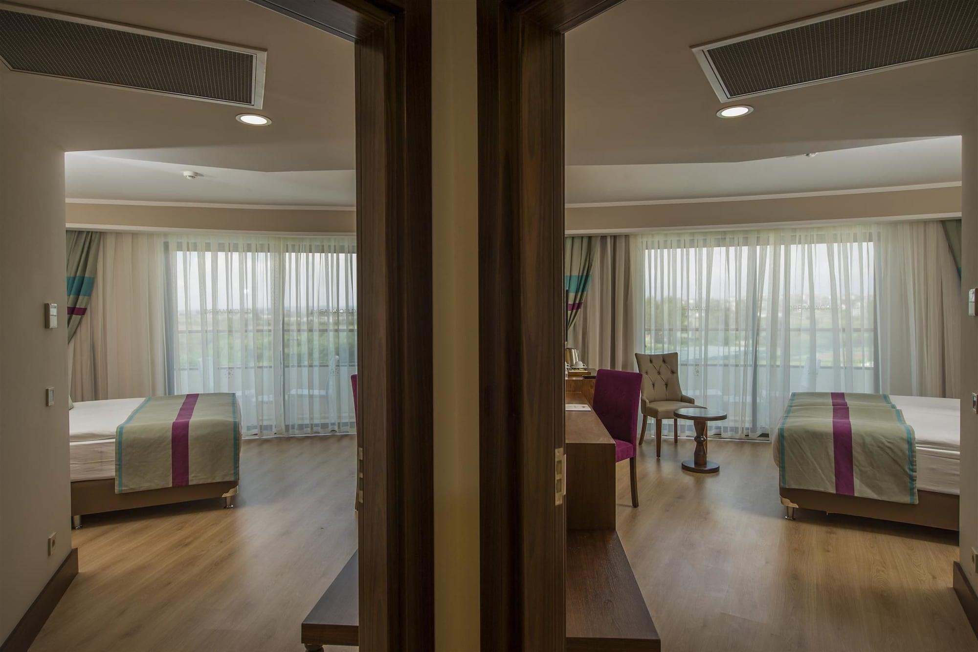 Dream World Aqua Hotel Side Luaran gambar
