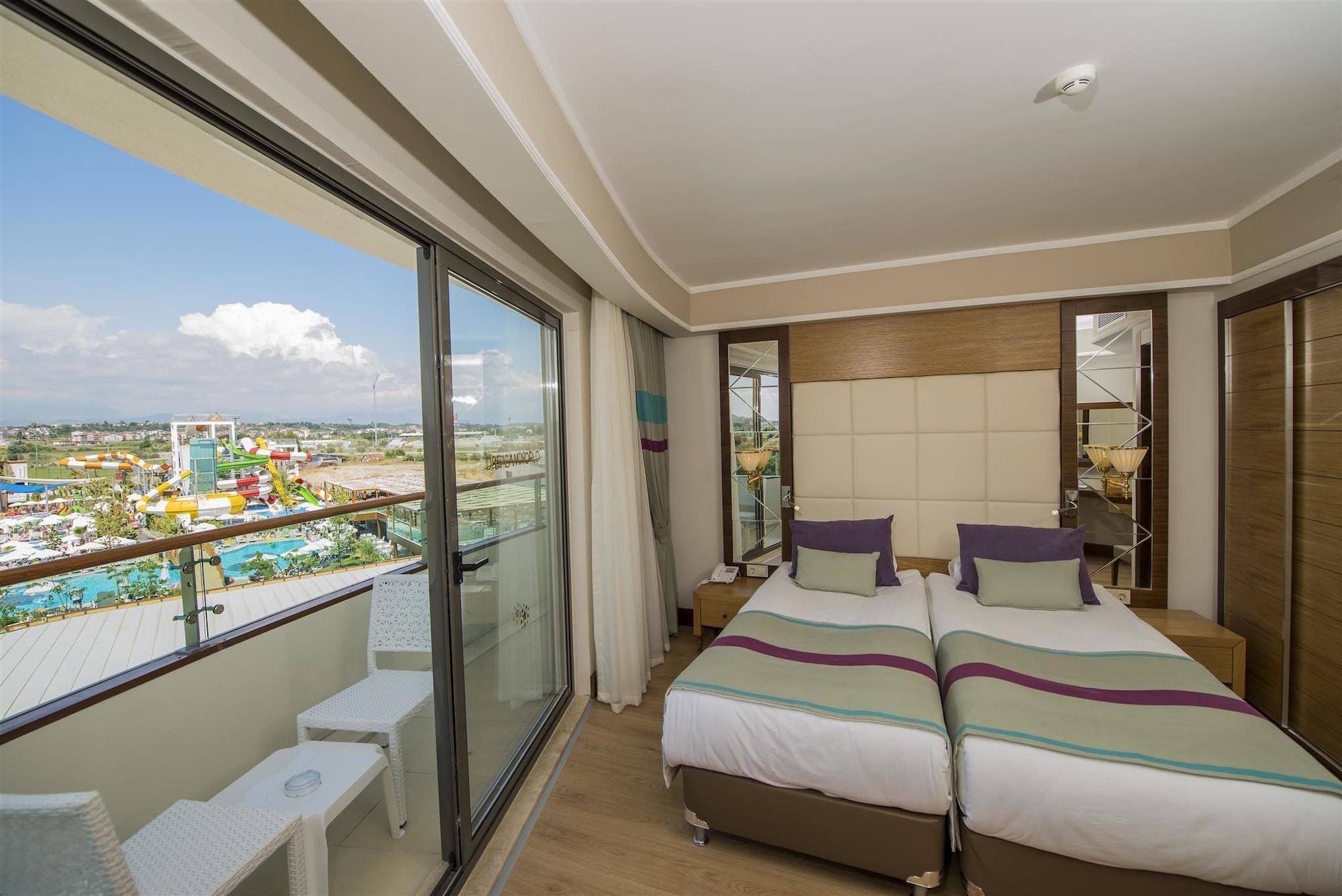 Dream World Aqua Hotel Side Luaran gambar