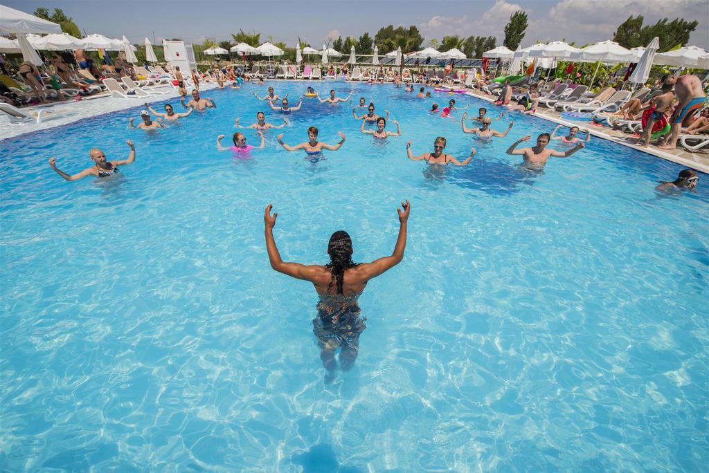Dream World Aqua Hotel Side Luaran gambar