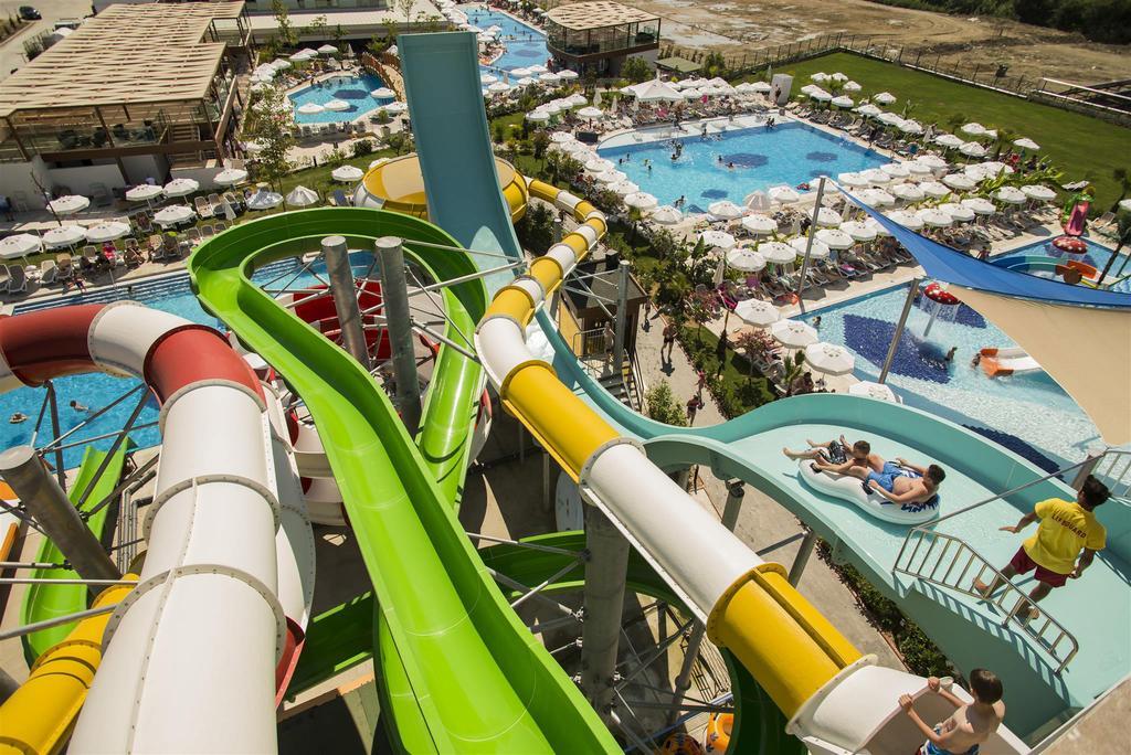 Dream World Aqua Hotel Side Luaran gambar