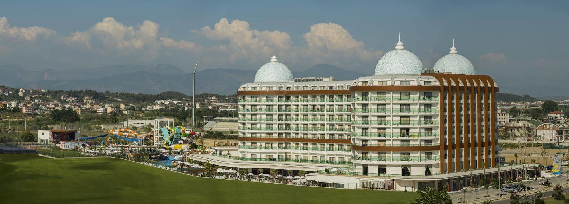 Dream World Aqua Hotel Side Luaran gambar